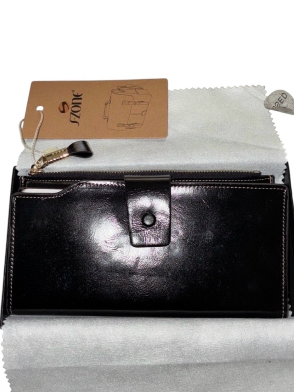 Beautiful NWT S-Zone Black Leather‎ Wallet.